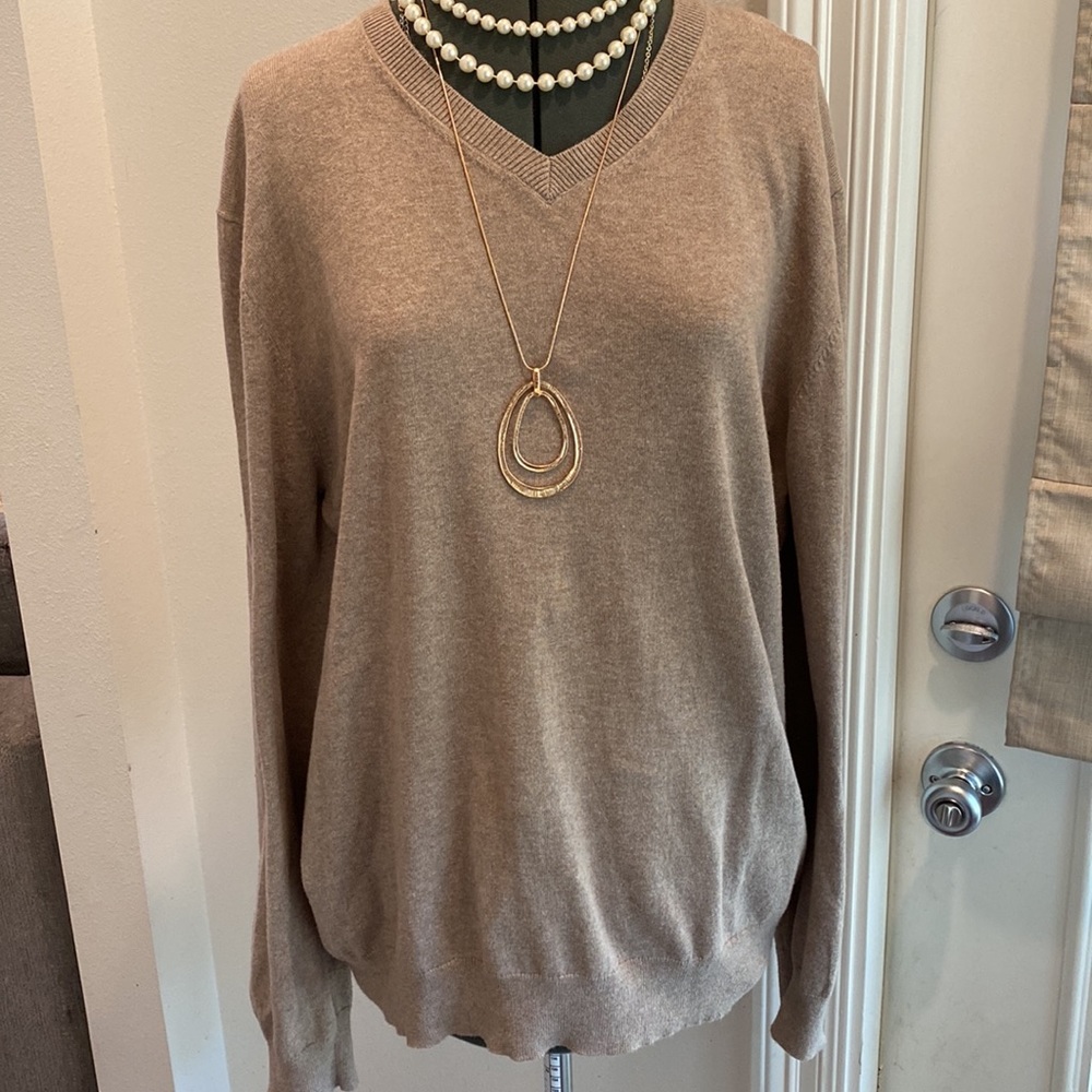 Knit sweater Large Gap tan blouse top